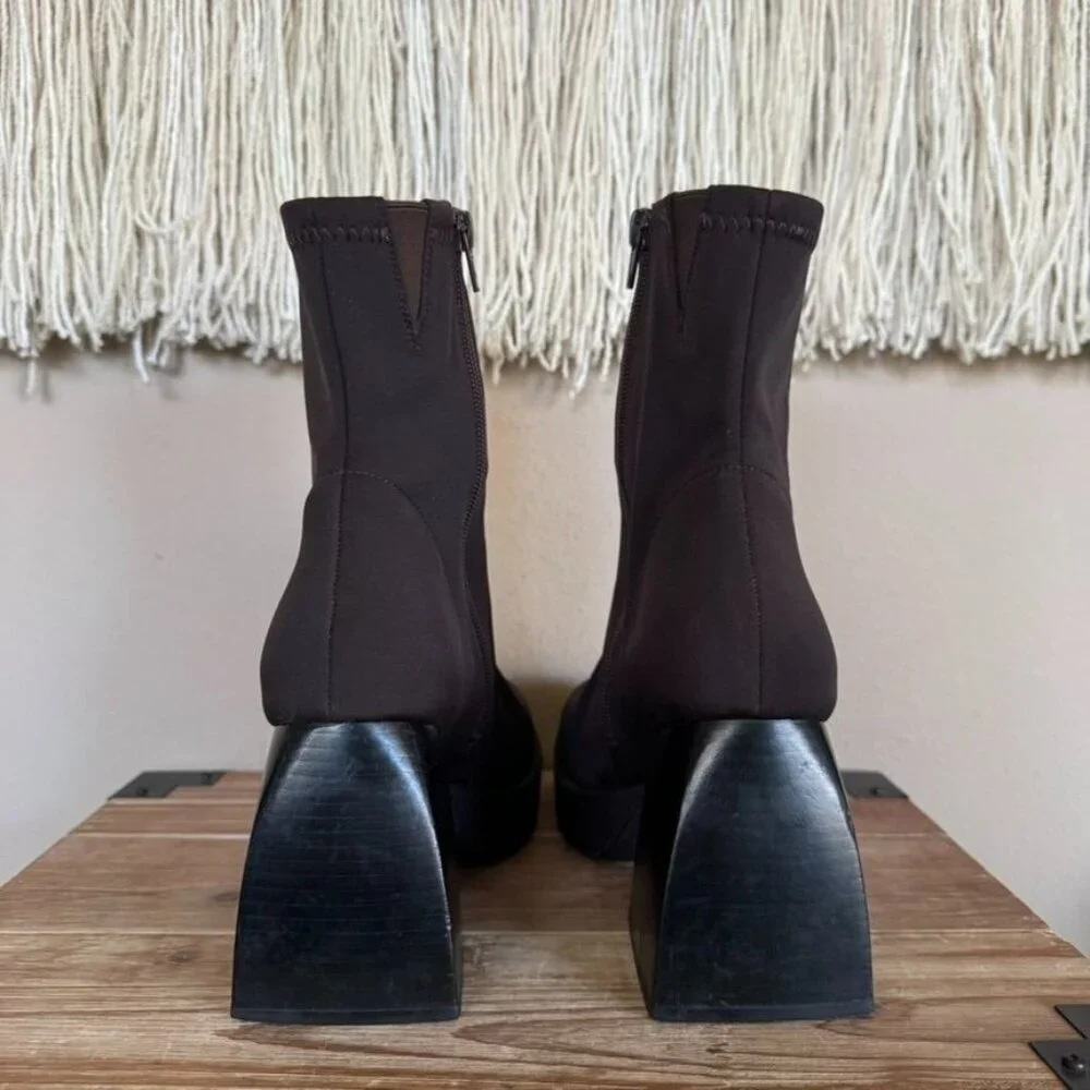 Jeffrey Campbell Dauphin Brown Neoprene Chunky Platform Block Heel Ankle Boots 8